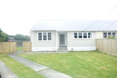 Photo of property in 11 Frickleton Grove, Waterloo, Lower Hutt, 5011
