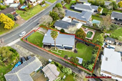Photo of property in 6 Lawrence Crescent, Hillpark, Auckland, 2102