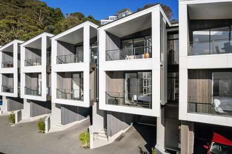 Photo of property in 1/18 Oriental Terrace, Oriental Bay, Wellington, 6011
