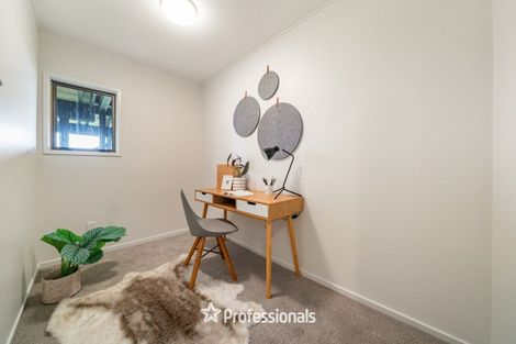 Photo of property in 2 Stanhope Grove, Korokoro, Lower Hutt, 5012