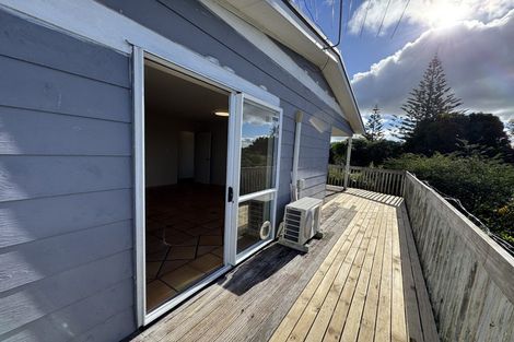 Photo of property in 26 Weldene Avenue, Glenfield, Auckland, 0629