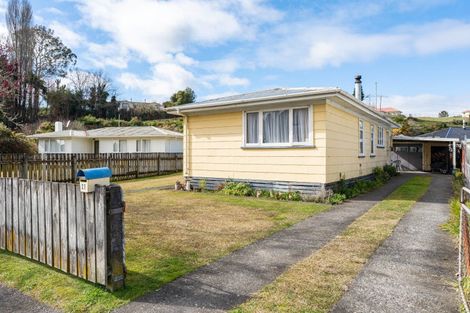 Photo of property in 27 Bullians Avenue, Taumarunui, 3920