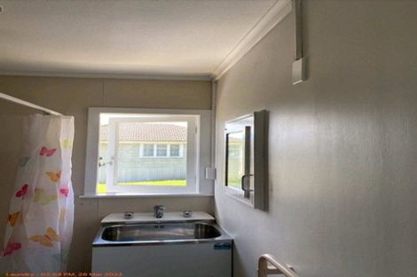 Photo of property in 13 Cross Street, Drury, 2113