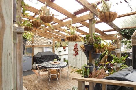 Photo of property in 5 Te Whena Street, Otaki Beach, Otaki, 5512