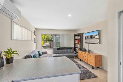 Photo of property in 2/24 Forth Street, Richmond, Christchurch, 8013