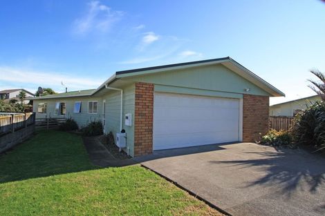 Photo of property in 20 Meade Place, Bell Block, New Plymouth, 4312