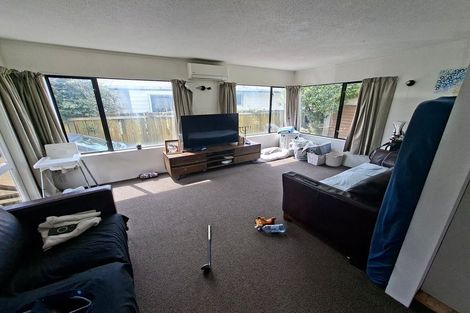 Photo of property in 74 Eversham Road, Mount Maunganui, 3116