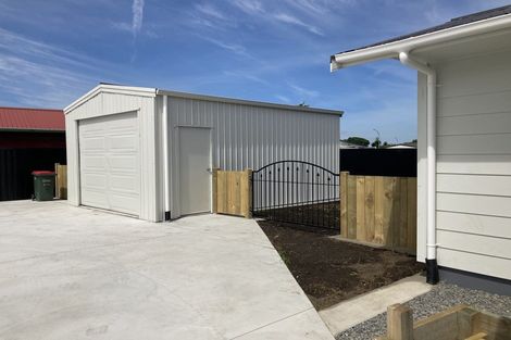 Photo of property in 61 Hume Street, Waitara, 4320