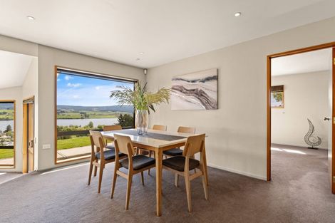 Photo of property in 14 Kingsgate Lane, Waihola, Milton, 9073