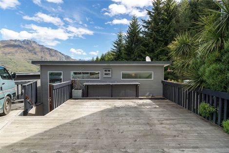 Photo of property in 3/70 Dart Place, Fernhill, Queenstown, 9300