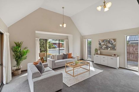 Photo of property in 32 Rearsby Drive, Halswell, Christchurch, 8025