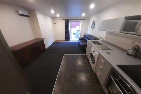 Photo of property in 2b/66 Mount Eden Road, Mount Eden, Auckland, 1024