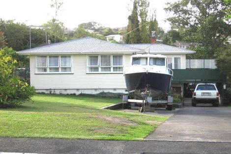 Photo of property in 80 Tiroroa Avenue, Te Atatu South, Auckland, 0610