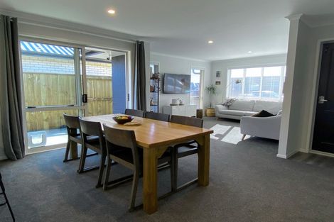 Photo of property in 42 Union Drive, Papamoa, 3118