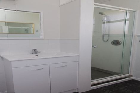 Photo of property in 1 Patea Place, Terrace End, Palmerston North, 4410