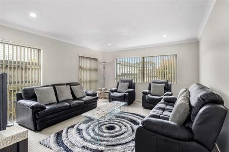 Photo of property in 9 Aditi Close, Massey, Auckland, 0614