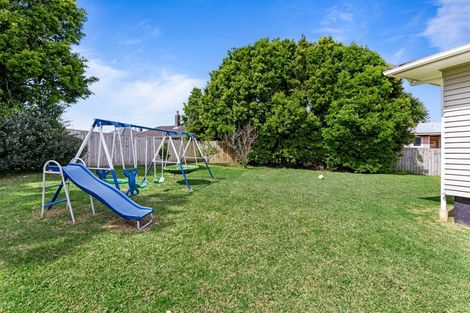 Photo of property in 19 Kelkirk Street, Kelston, Auckland, 0602