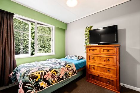 Photo of property in 6 Sardinha Place, Marfell, New Plymouth, 4310