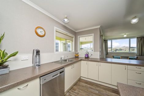 Photo of property in 19 Arthur Street, Hawera, 4674