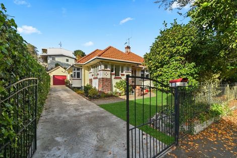 Photo of property in 37 Myrtle Street, Hamilton East, Hamilton, 3216