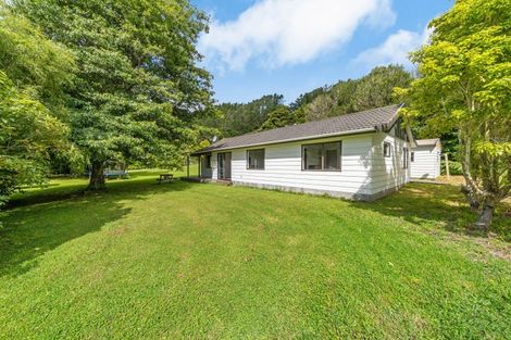 Photo of property in 490f Main Road North, Timberlea, Upper Hutt, 5018