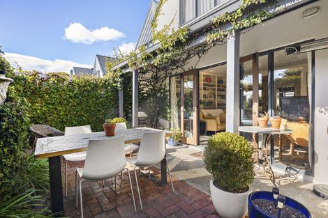 Photo of property in 8/14 Harriett Street, Thorndon, Wellington, 6011