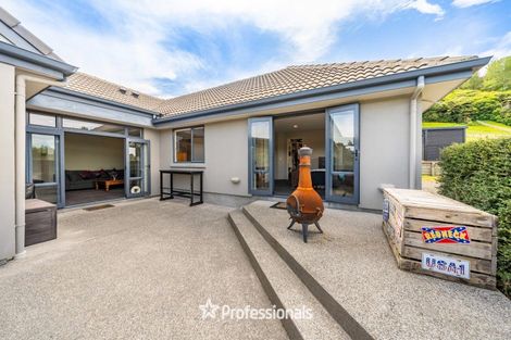 Photo of property in 8 Tuhua Lane, Brown Owl, Upper Hutt, 5018