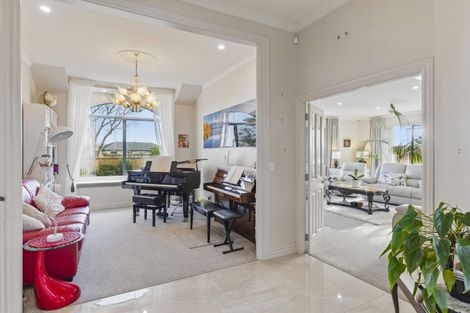 Photo of property in 41 Holcombe Drive, Paraparaumu, 5032