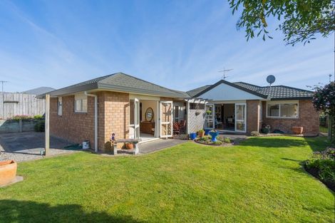 Photo of property in 22 Barrett Drive, Waikanae Beach, Waikanae, 5036