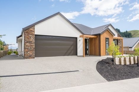 Photo of property in 6 Old Farm Road, Stoke, Nelson, 7011