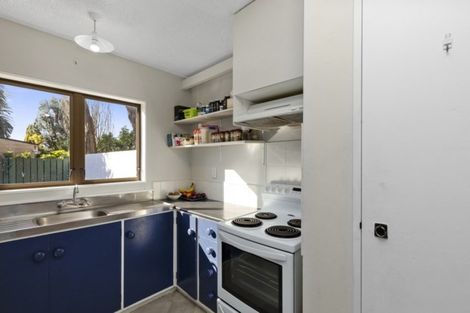 Photo of property in 2/17u Randwick Crescent, Moera, Lower Hutt, 5010