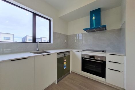 Photo of property in 6b Poruru Close, Papakura, 2110