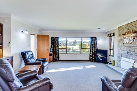 Photo of property in 1 Cardiff Place, Tamatea, Napier, 4112