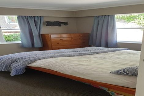 Photo of property in 176 George Street, Stokes Valley, Lower Hutt, 5019