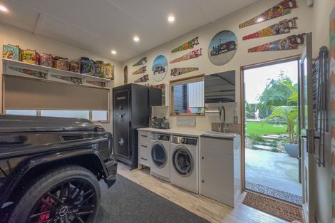 Photo of property in 101 Leighton Road, Whangamata, 3620