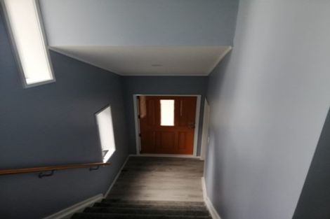 Photo of property in 38 Staincross Street, Green Bay, Auckland, 0604