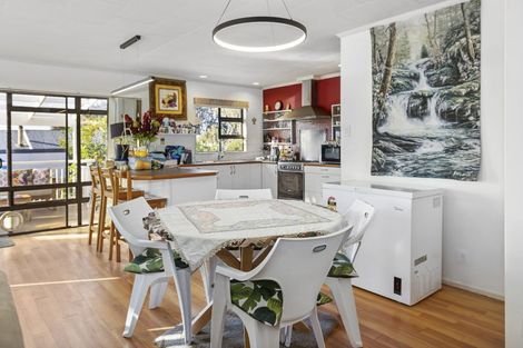 Photo of property in 24 Scott Avenue, Otaki Beach, Otaki, 5512