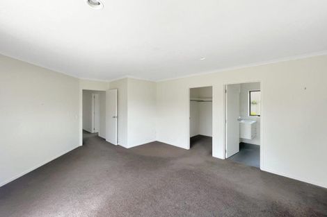Photo of property in 67 Farringdon Avenue, Rototuna North, Hamilton, 3210
