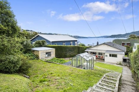 Photo of property in 15 Wharfdale Street, Macandrew Bay, Dunedin, 9014