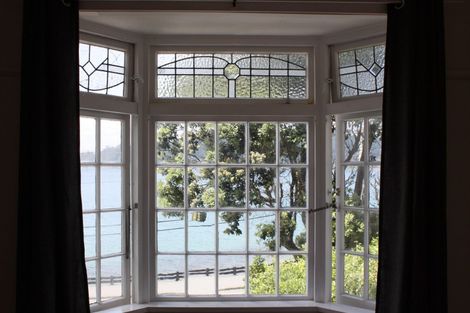 Photo of property in 2/136 Evans Bay Parade, Roseneath, Wellington, 6021