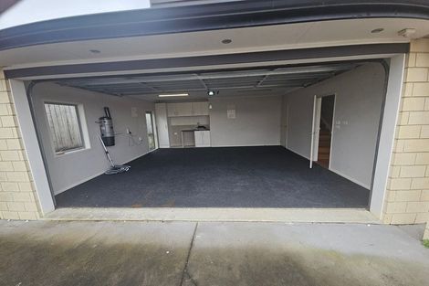 Photo of property in 831a Chapel Road, Shamrock Park, Auckland, 2016