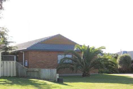 Photo of property in 12 Beachlands Place, Papamoa Beach, Papamoa, 3118
