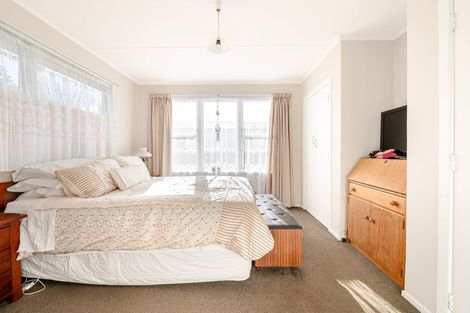 Photo of property in 1 Katherine Place, Melville, Hamilton, 3206