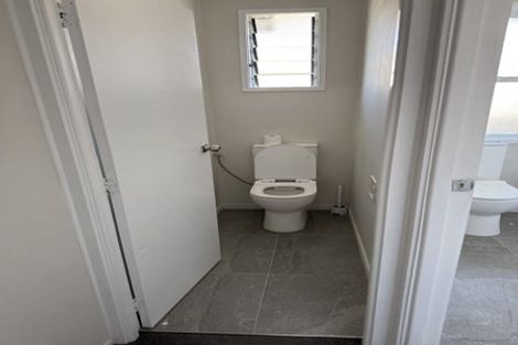 Photo of property in 19 Ribblesdale Road, Henderson, Auckland, 0612