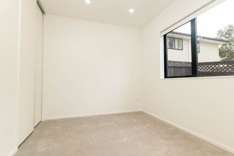 Photo of property in 21 Eastview Road, Glen Innes, Auckland, 1072