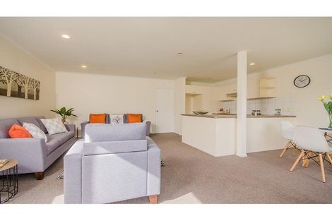 Photo of property in 10 Blumhardt Place, Avondale, Auckland, 1026