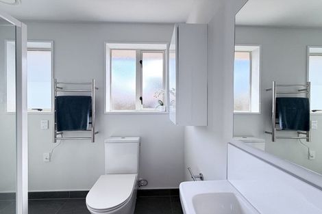 Photo of property in 64 Bevington Street, Avonhead, Christchurch, 8042