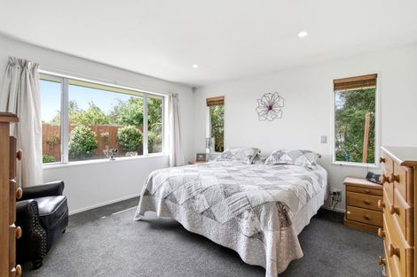 Photo of property in 15 Cridland Place, Halswell, Christchurch, 8025