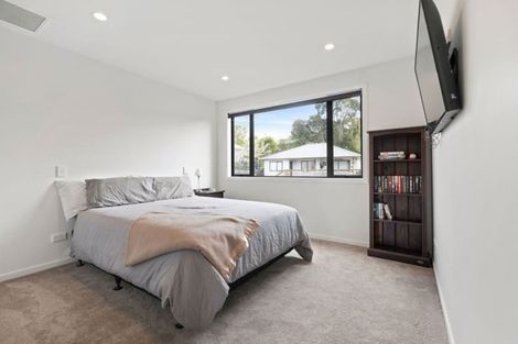 Photo of property in 70b Colwill Road, Massey, Auckland, 0614
