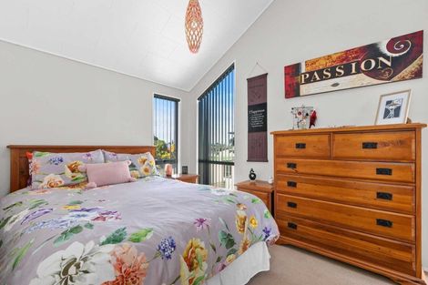 Photo of property in 45c Ferry Road, Clive, 4102